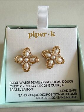 Piper Gold Pearl Floral Cluster Stud Earrings